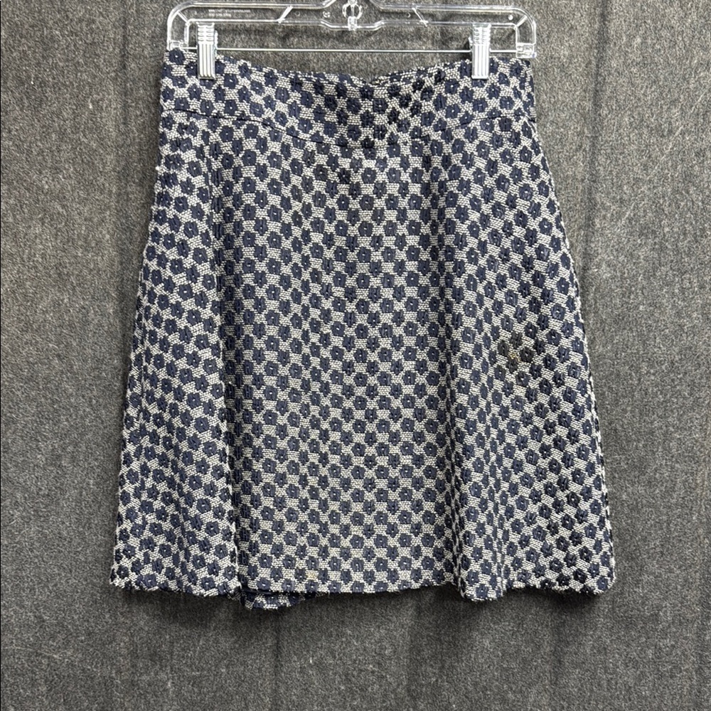 Ann Taylor Blue and White A-Line Knee-Length Skirt